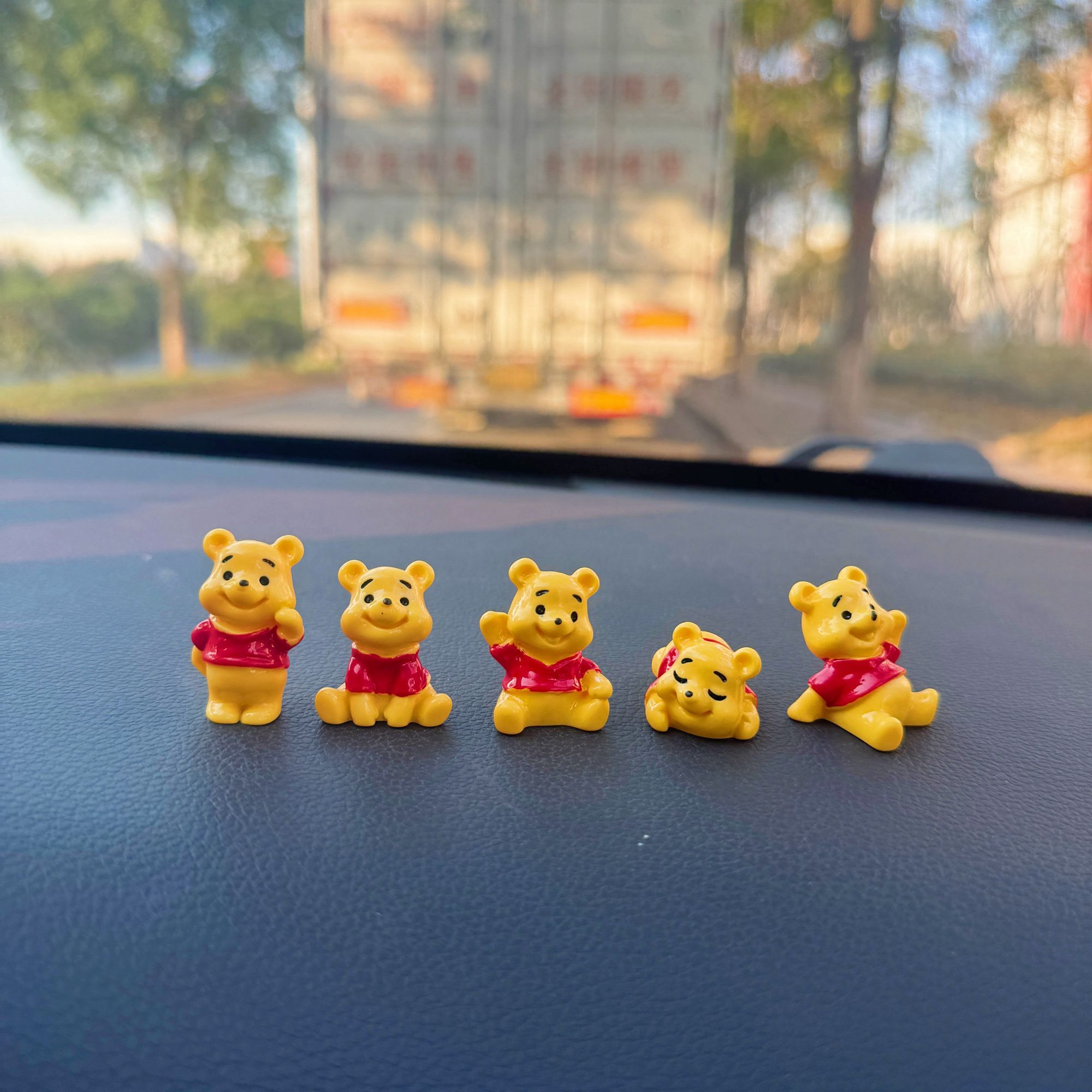 Cute Winnie The Pooh Mini Figu - Tech Car Accessories 评论和价格
